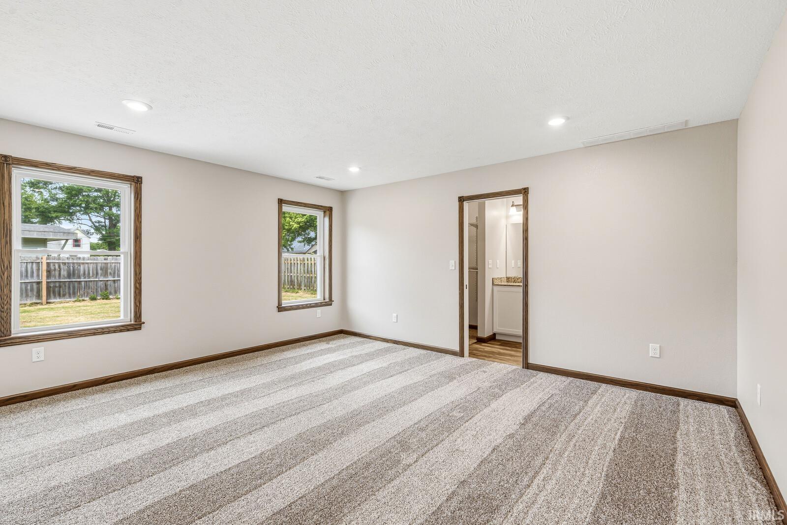 59561 Rosedale Avenue Elkhart IN 46517