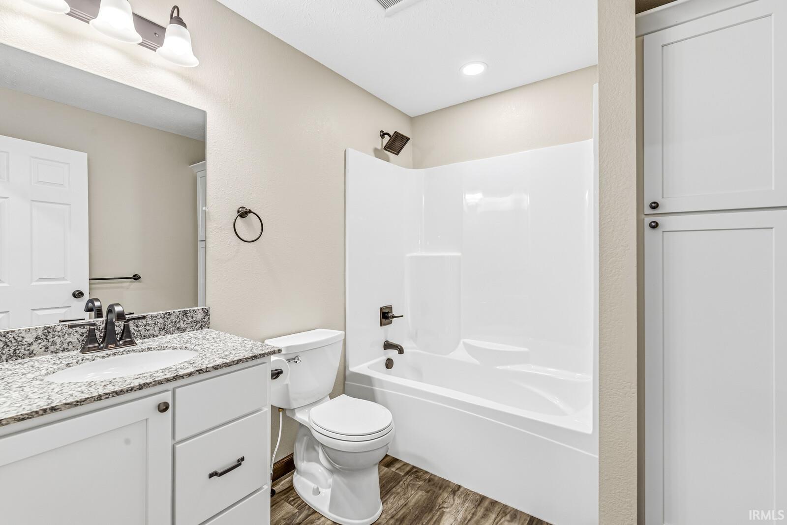 59561 Rosedale Avenue Elkhart IN 46517