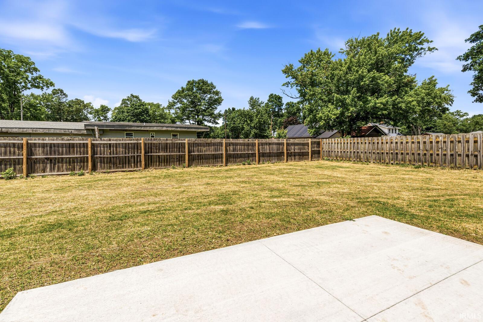 59561 Rosedale Avenue Elkhart IN 46517