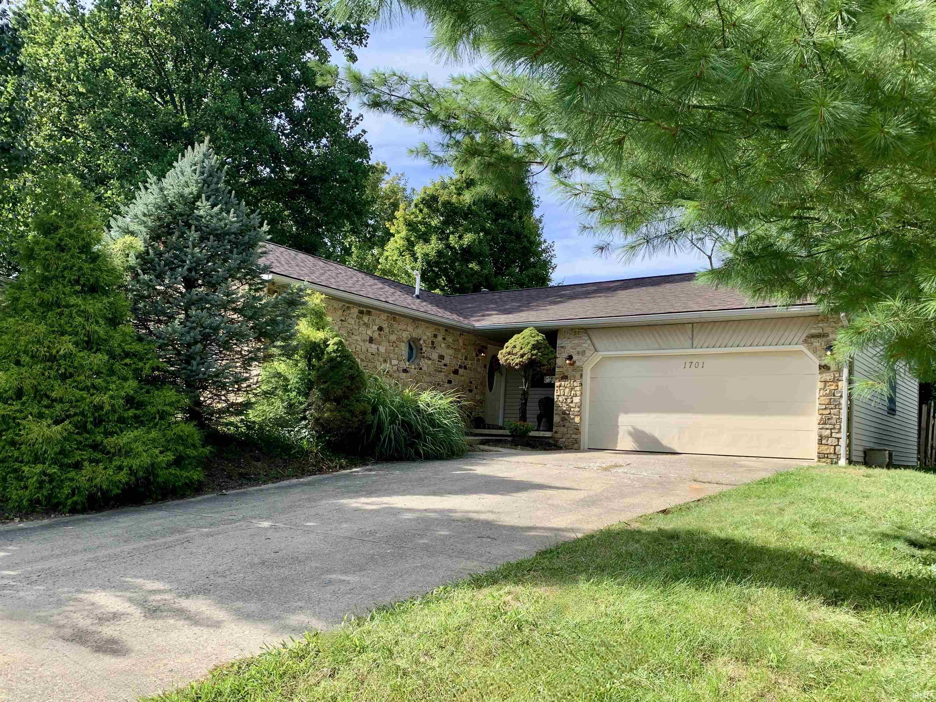 1701 E Thornton Drive Bloomington IN 47401