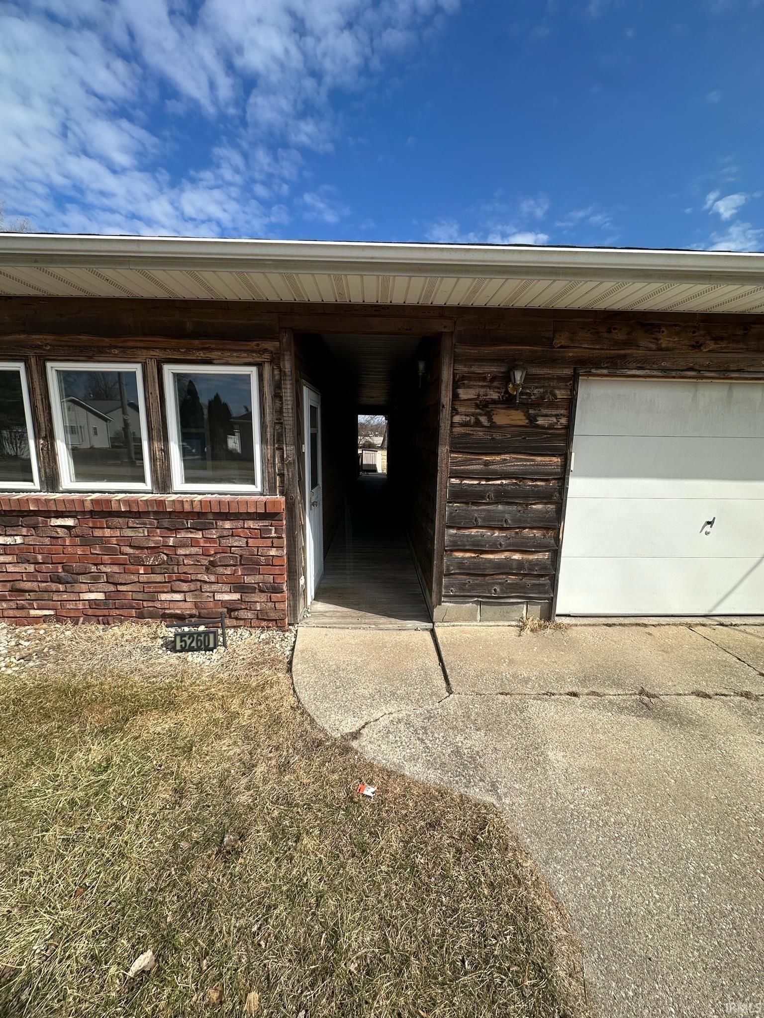 5260 E Summerholme Drive Knox IN 46534
