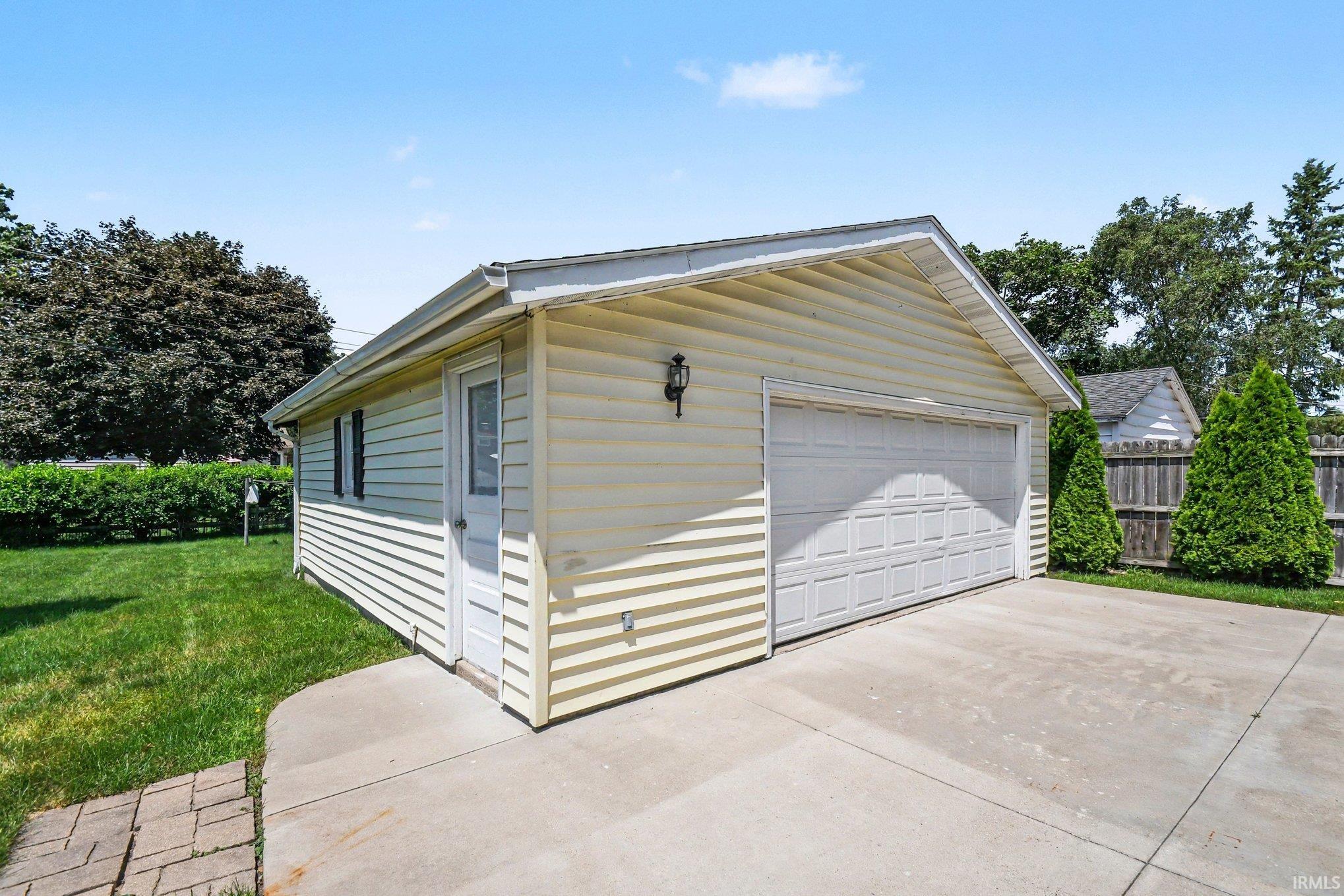 1851 Hass Drive South Bend IN 46635