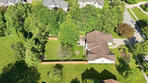 11933 Eagle Creek Place Fort Wayne IN 46814