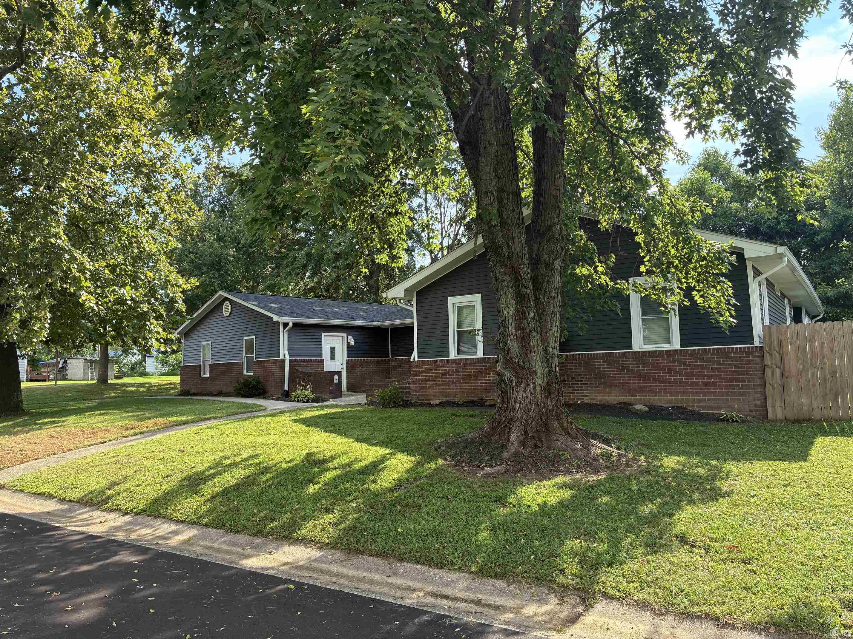 608 Indiana Street Bicknell IN 47512