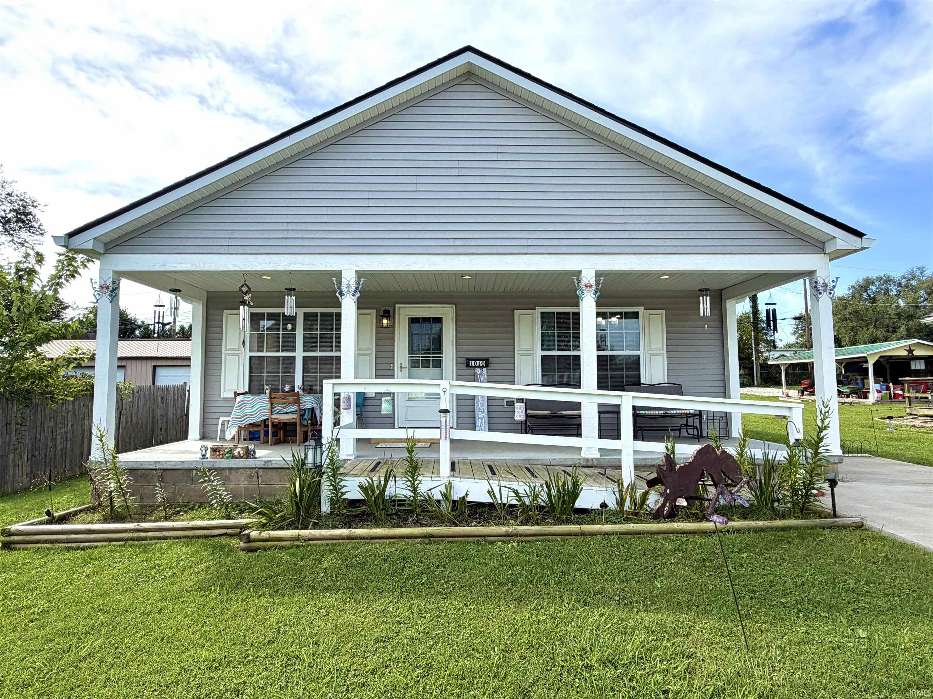 1010 W Grissom Avenue Mitchell IN 47446