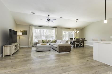 4200 W Palomino Court Muncie IN 47304