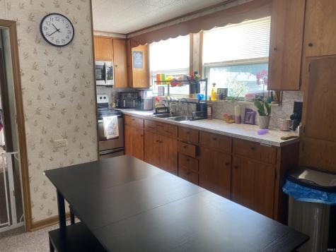 1383 N Highway 27 Portland IN 47371