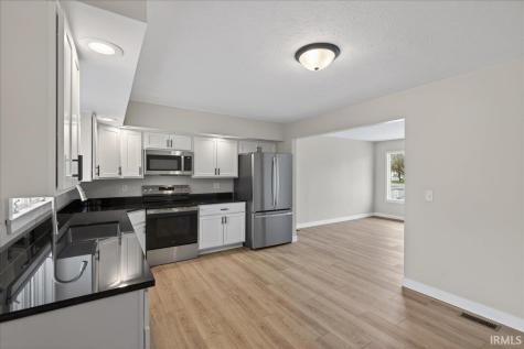 2413 Crestview Court Lafayette IN 47909