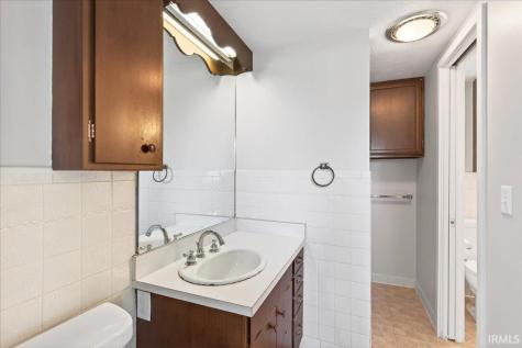 2413 Crestview Court Lafayette IN 47909