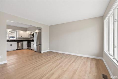 2413 Crestview Court Lafayette IN 47909
