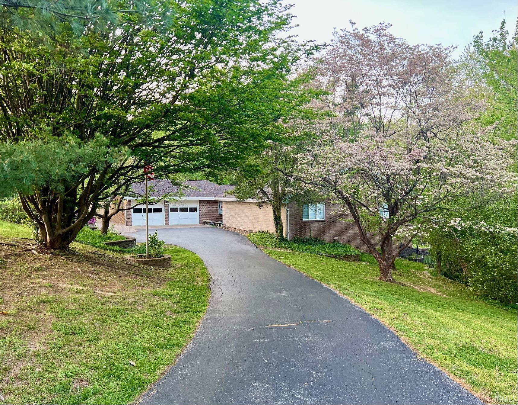 10845 Browning Road Evansville IN 47725