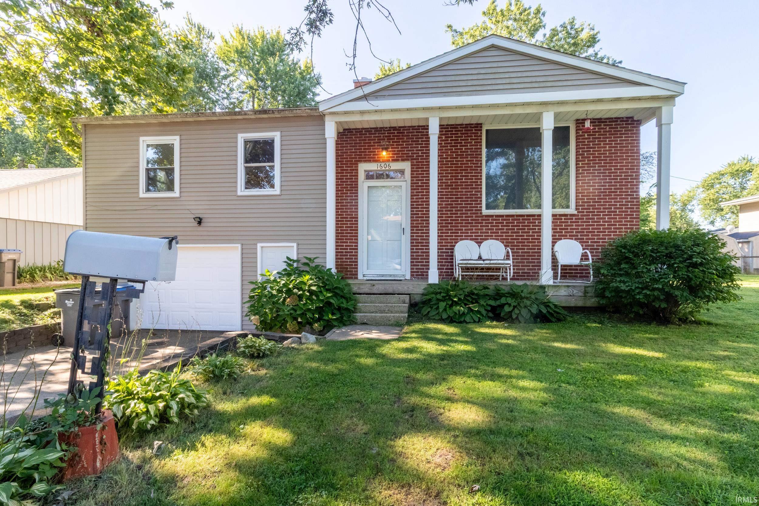 1606 West Avenue Goshen IN 46526