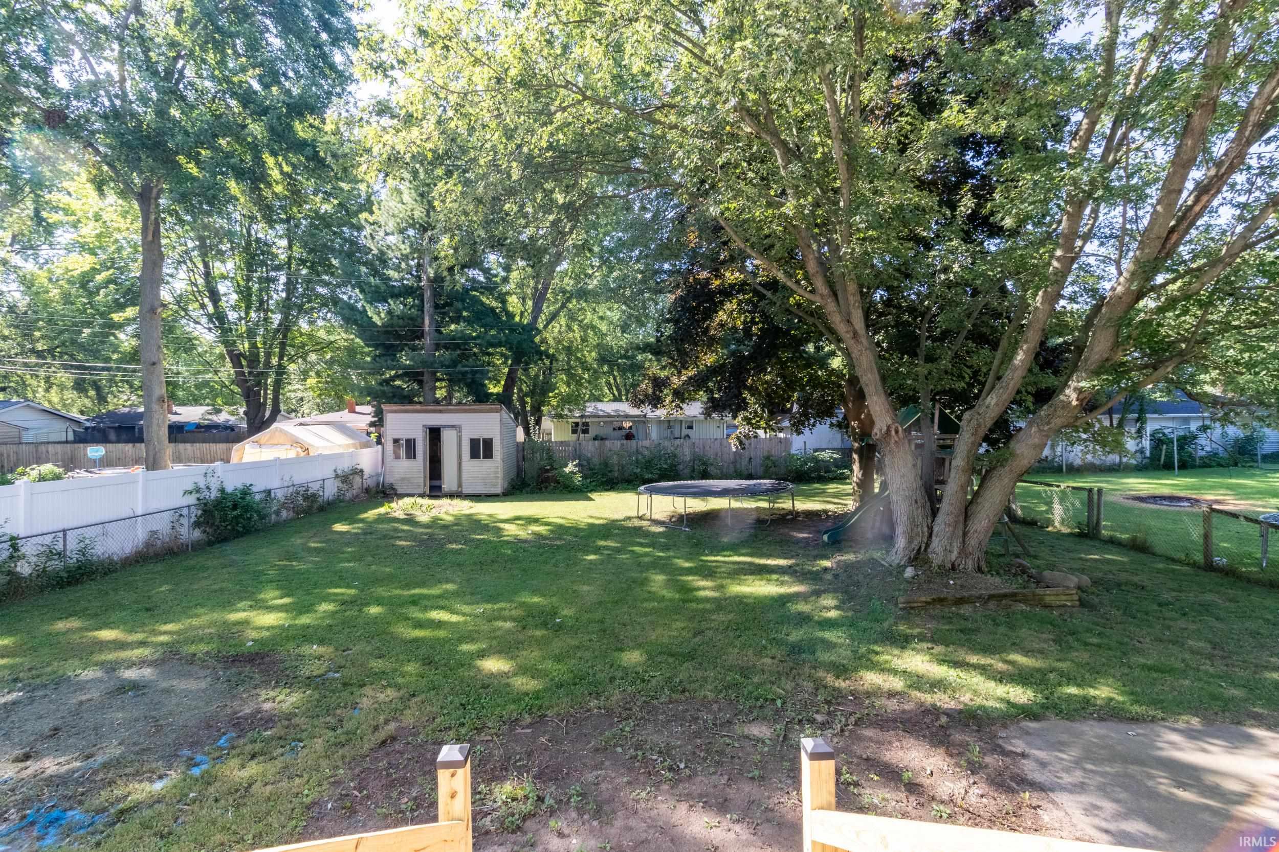 1606 West Avenue Goshen IN 46526