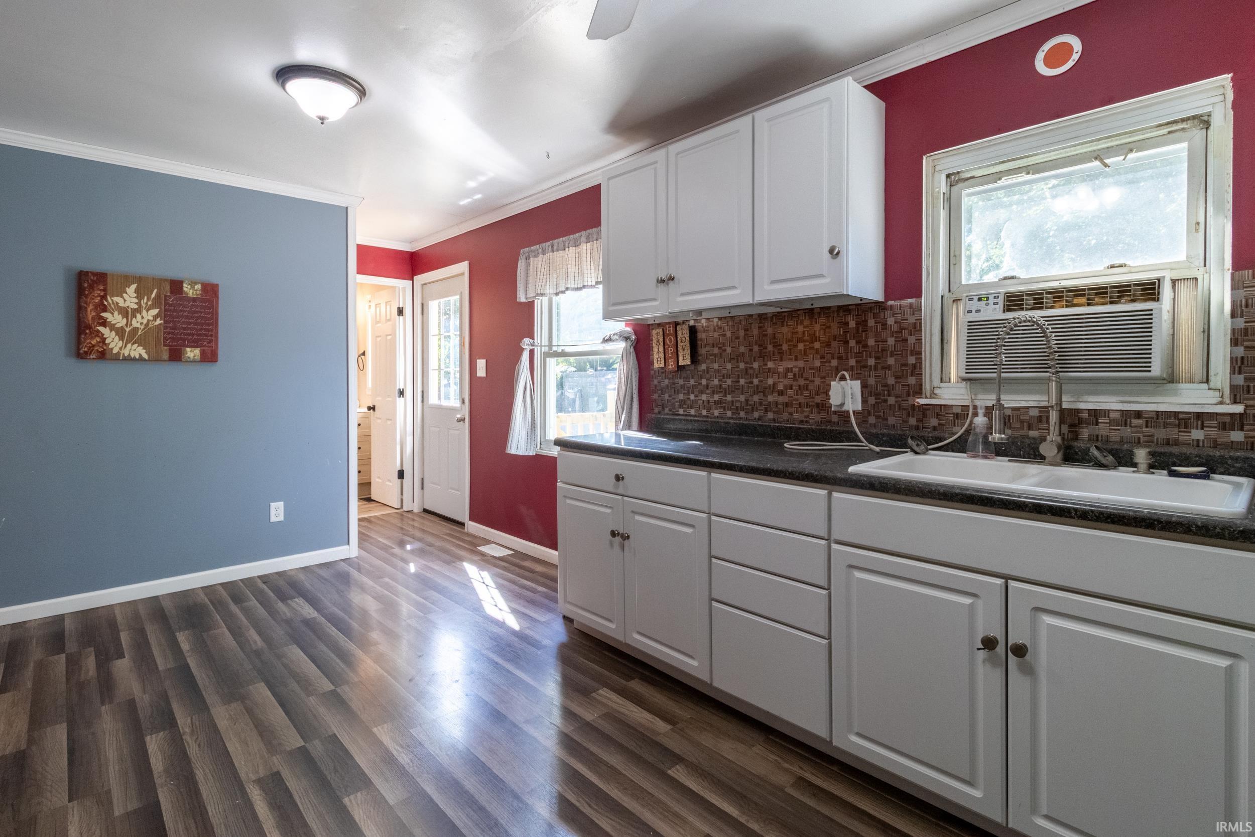 1606 West Avenue Goshen IN 46526
