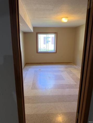 202 W Chester Drive Ellettsville IN 47429