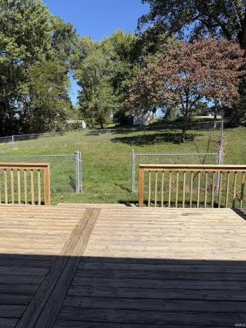 202 W Chester Drive Ellettsville IN 47429