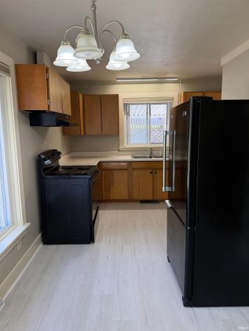 202 W Chester Drive Ellettsville IN 47429