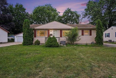 1517 Crestwood Boulevard South Bend IN 46635