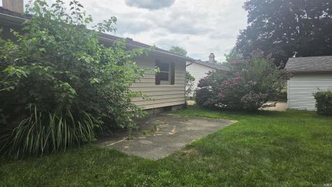 1517 Crestwood Boulevard South Bend IN 46635