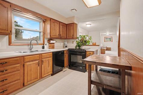1517 Crestwood Boulevard South Bend IN 46635