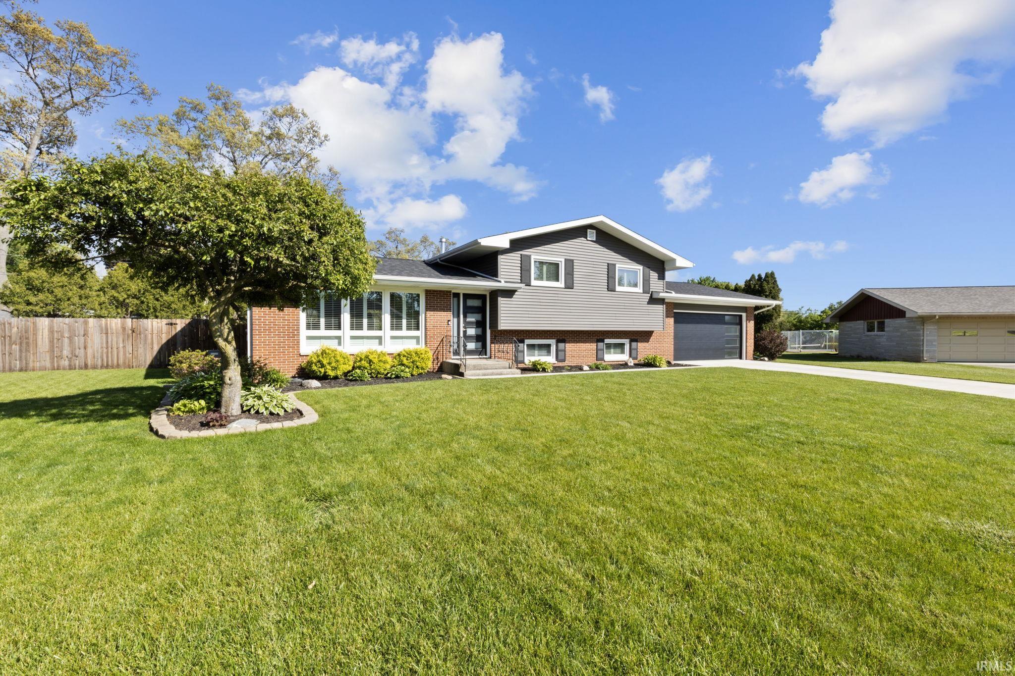 1528 N Bay Drive Elkhart IN 46514