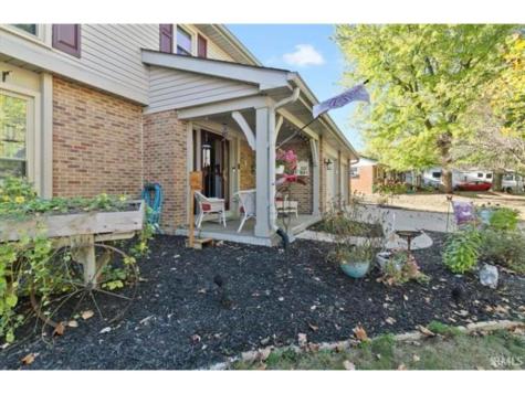 915 Edgehill Lane Anderson IN 46012