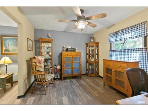 915 Edgehill Lane Anderson IN 46012