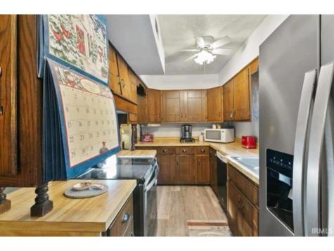 915 Edgehill Lane Anderson IN 46012