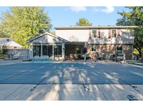 915 Edgehill Lane Anderson IN 46012