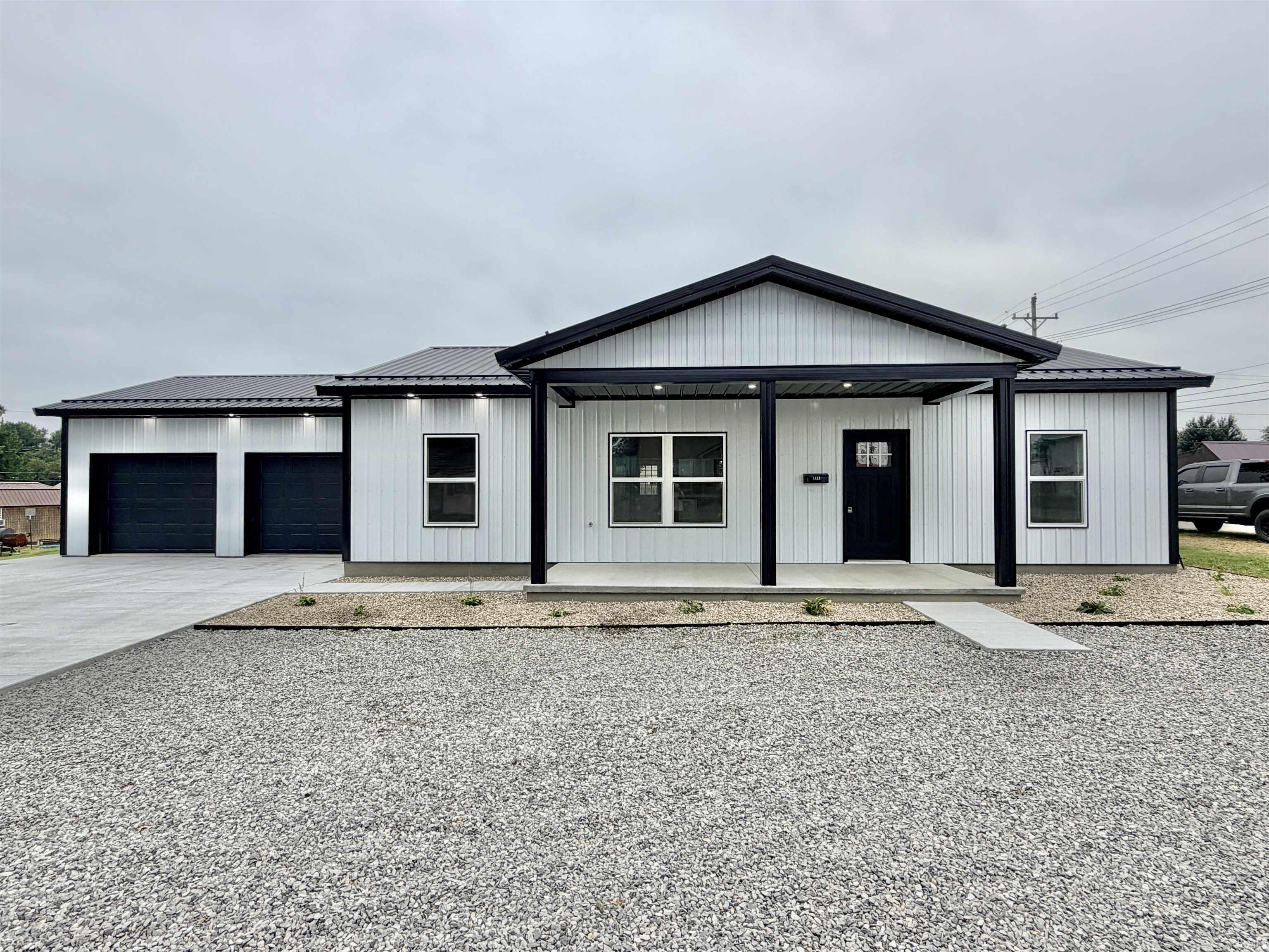 1129 Roosevelt Street Linton IN 47441