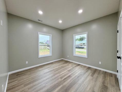 1129 Roosevelt Street Linton IN 47441