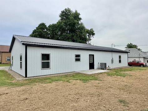 1129 Roosevelt Street Linton IN 47441