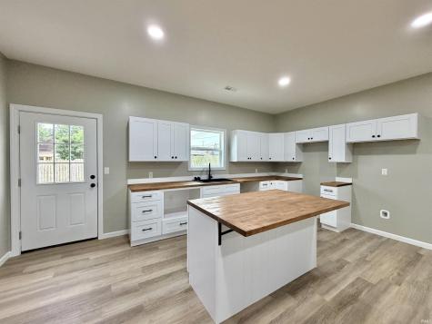 1129 Roosevelt Street Linton IN 47441