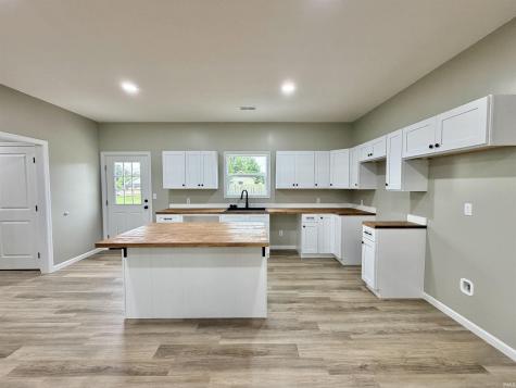 1129 Roosevelt Street Linton IN 47441