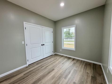 1129 Roosevelt Street Linton IN 47441