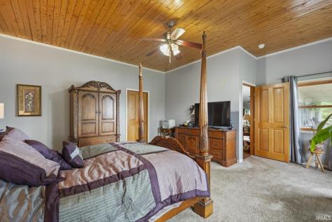 2238 E State Road 14 Silver Lake IN 46982