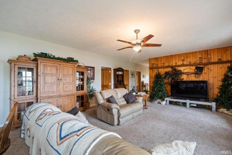 2238 E State Road 14 Silver Lake IN 46982