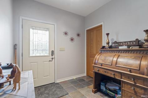 2238 E State Road 14 Silver Lake IN 46982