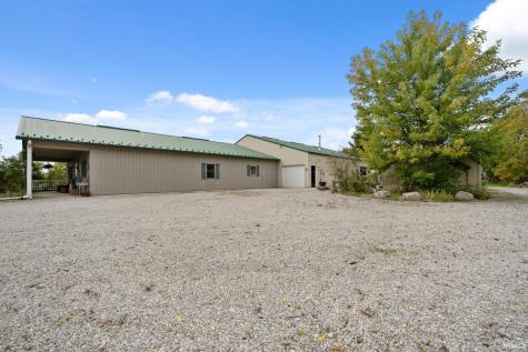 2238 E State Road 14 Silver Lake IN 46982