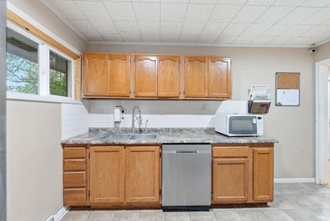 1223 Center Street Plymouth IN 46563