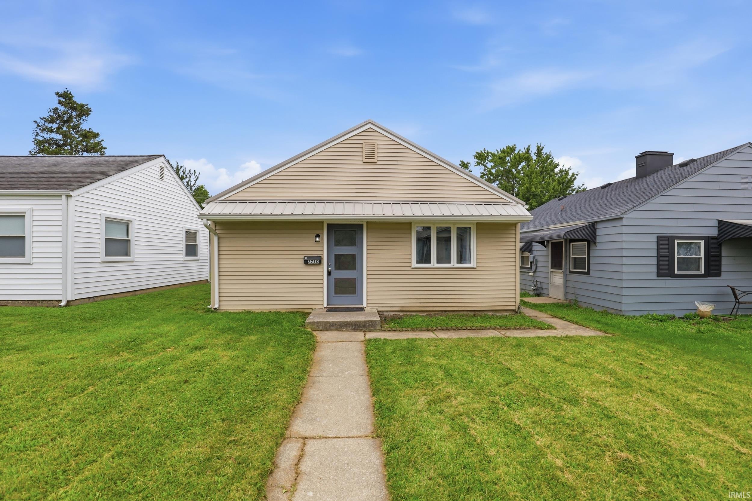 2710 Charlotte Avenue Fort Wayne IN 46805