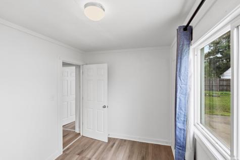 2710 Charlotte Avenue Fort Wayne IN 46805