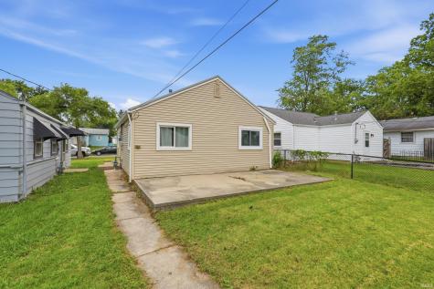 2710 Charlotte Avenue Fort Wayne IN 46805