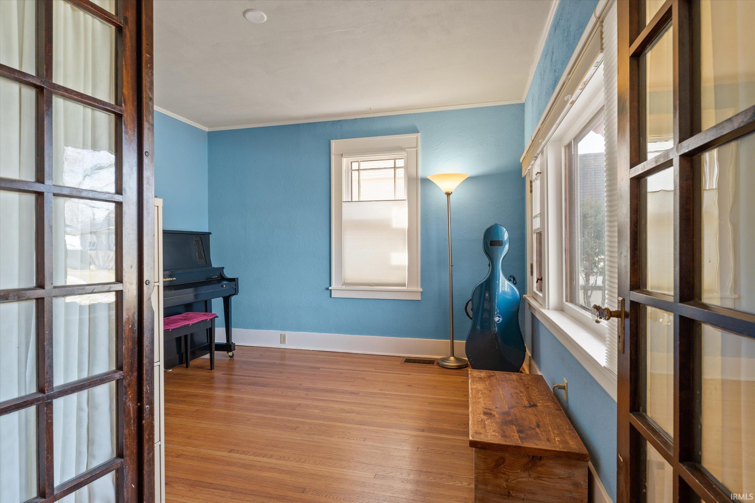 212 Marquette Avenue South Bend IN 46617