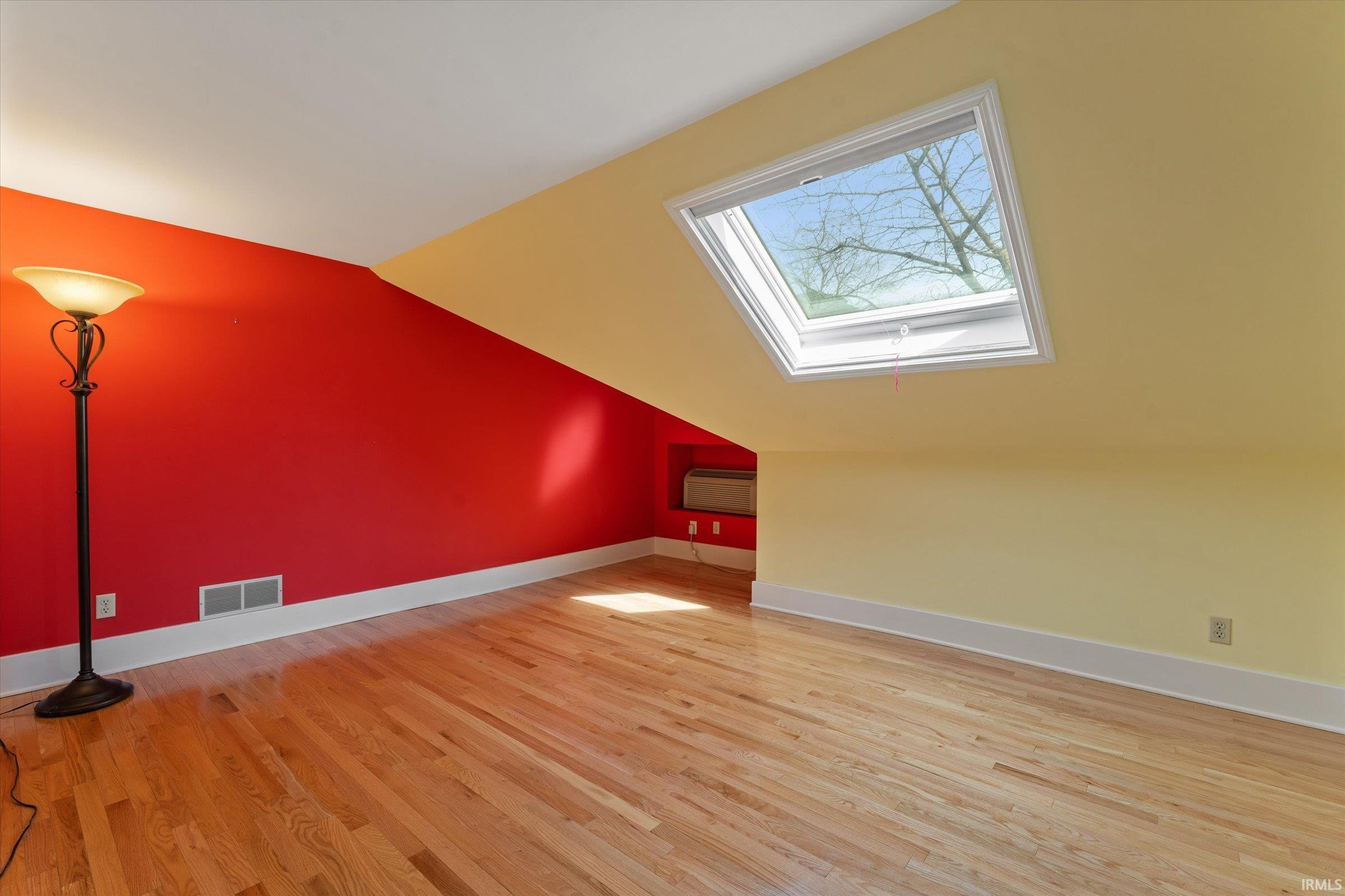212 Marquette Avenue South Bend IN 46617