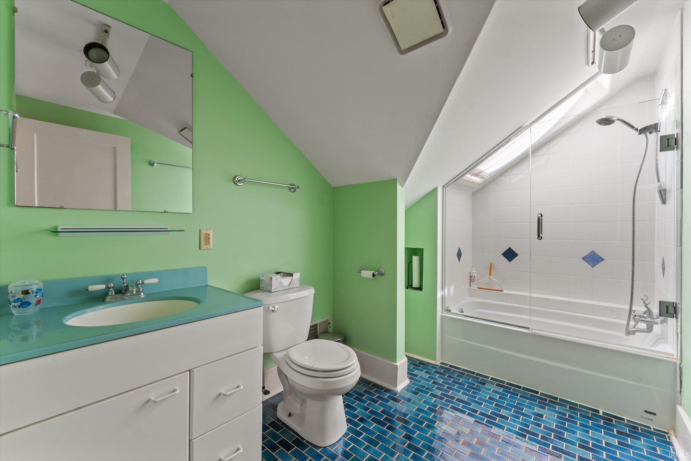 212 Marquette Avenue South Bend IN 46617