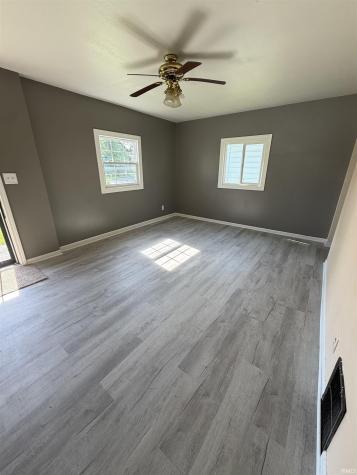 4016 Avondale Drive Fort Wayne IN 46806