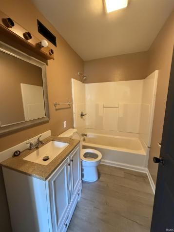 4016 Avondale Drive Fort Wayne IN 46806
