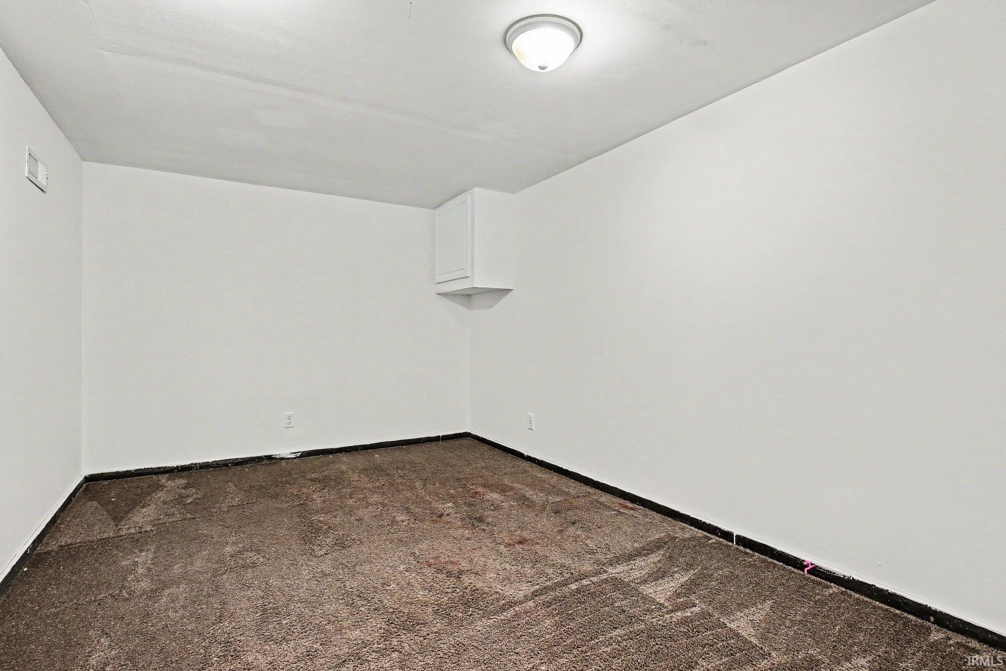 28821 Frank Court Elkhart IN 46516