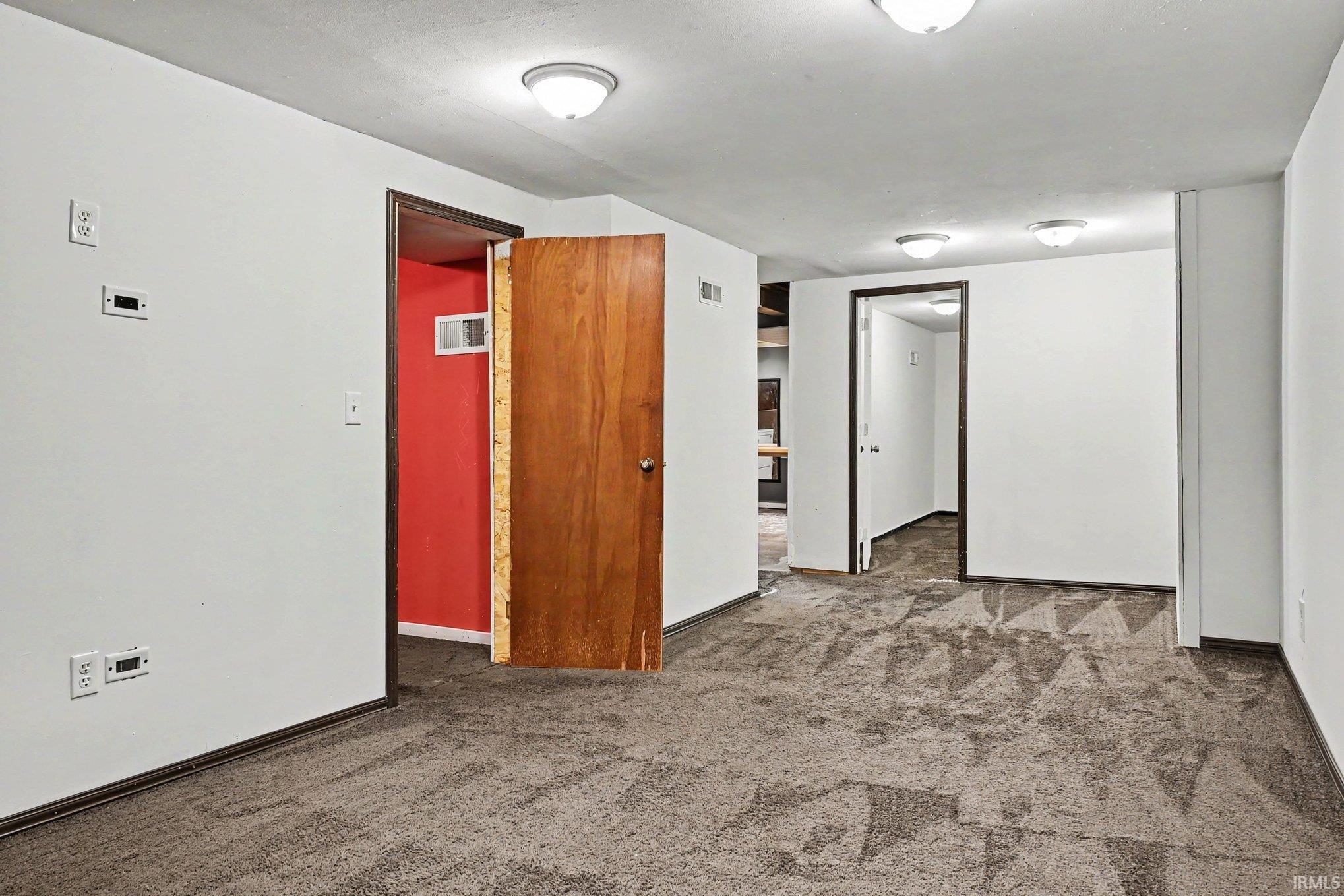 28821 Frank Court Elkhart IN 46516